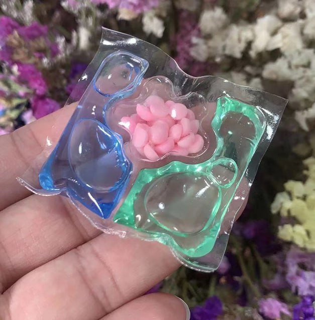 2 liquid gel